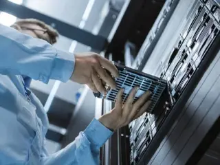 Server Installation & Administration